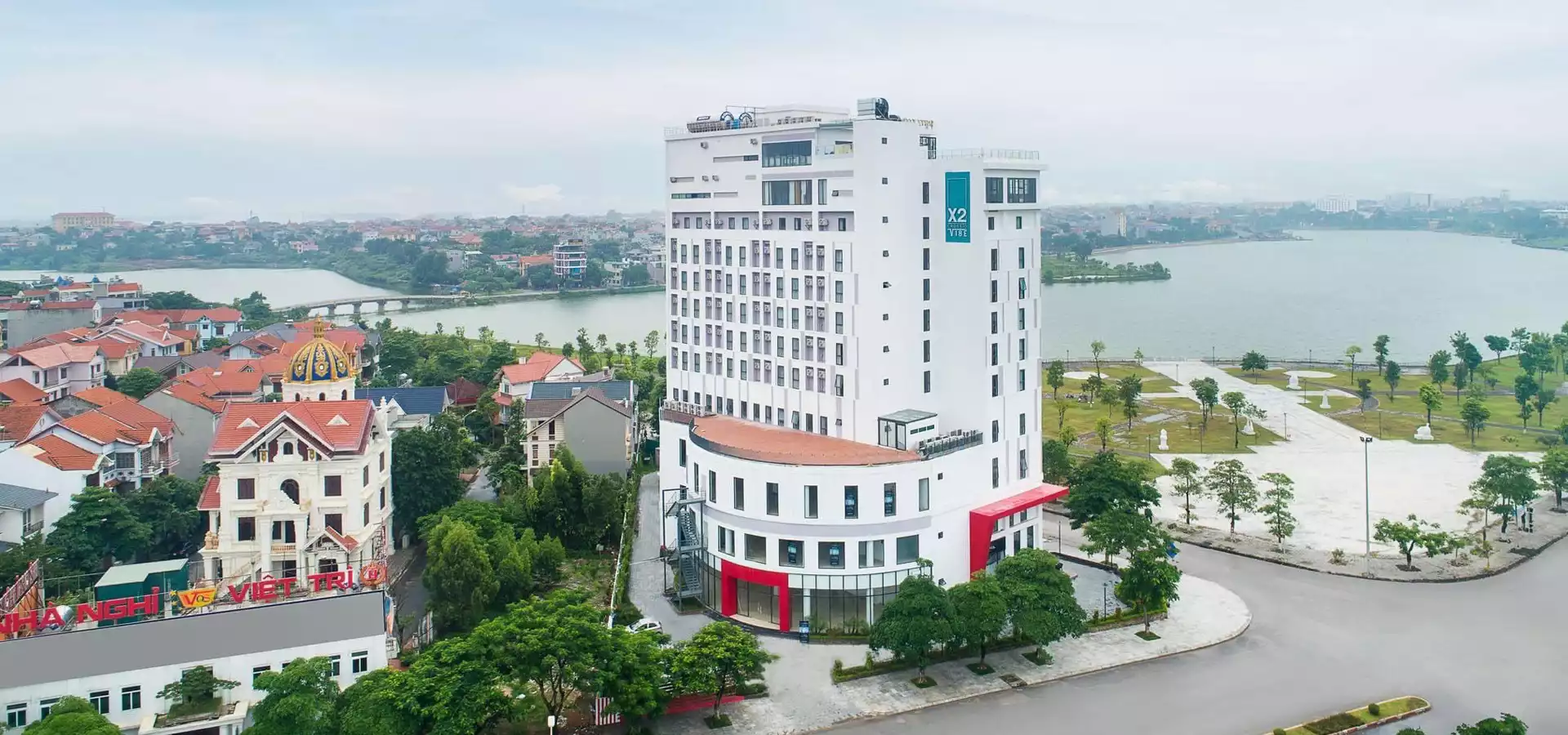 Khách sạn Cross Vibe Việt Trì (X2 Vibe Việt Trì)